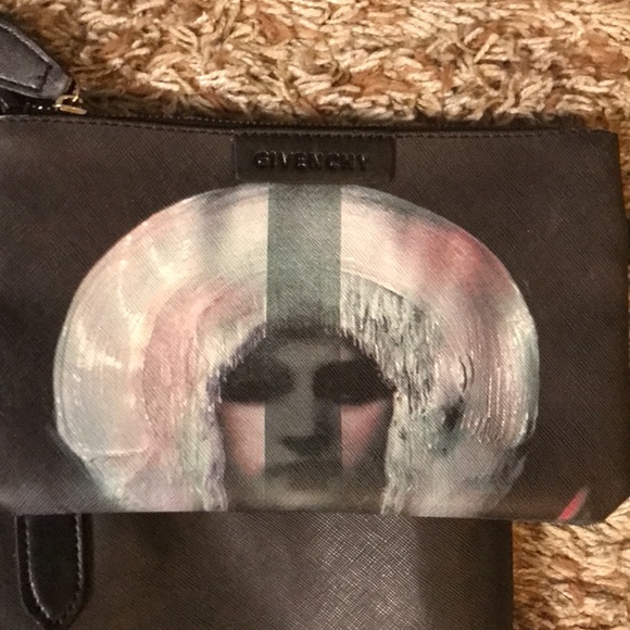 Givenchi shoulder bag - Picture 5 of 11